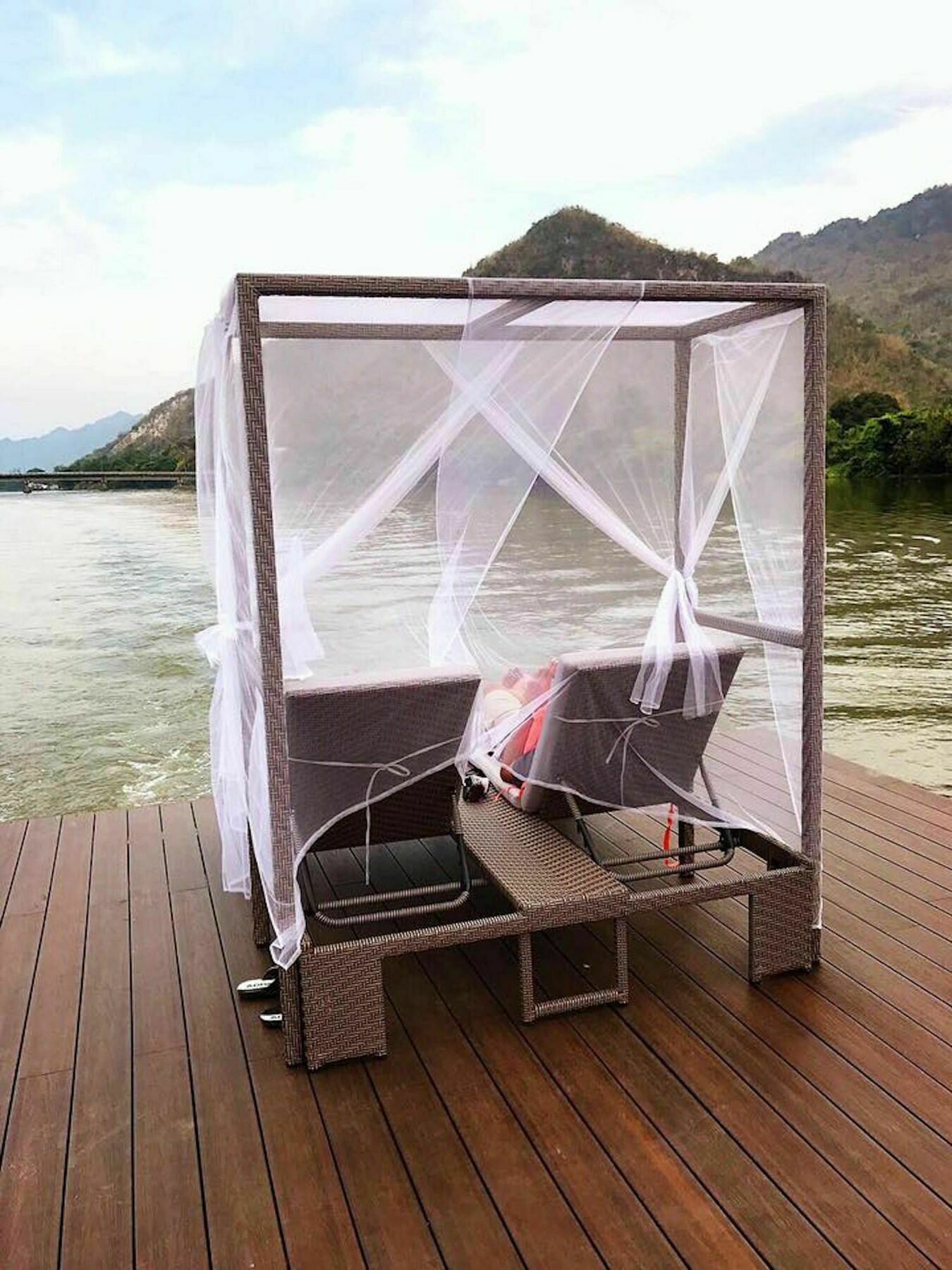 Blue Sky Raft At كانتْشانابوري المظهر الخارجي الصورة